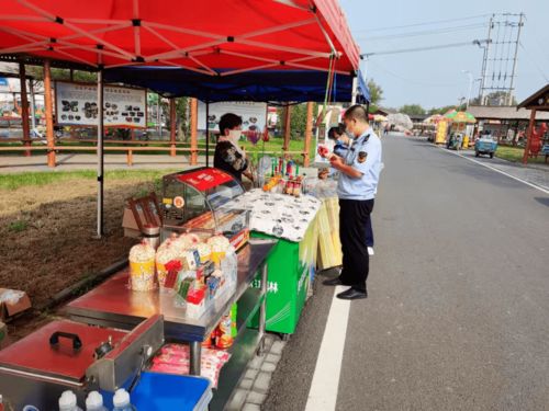 國慶小長假，監管忙不停 餐飲服務安全有序